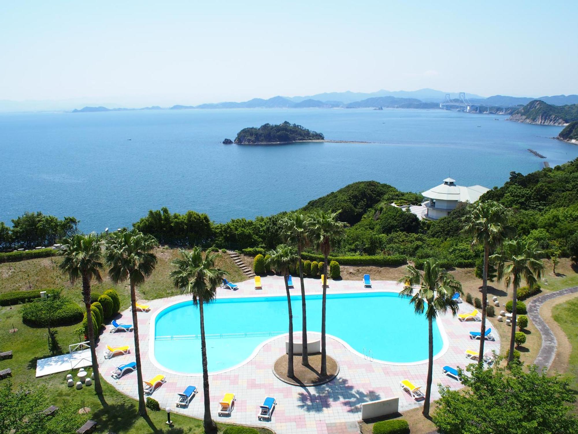 Grand Mercure Awaji Island Resort & Spa Minamiawaji Экстерьер фото
