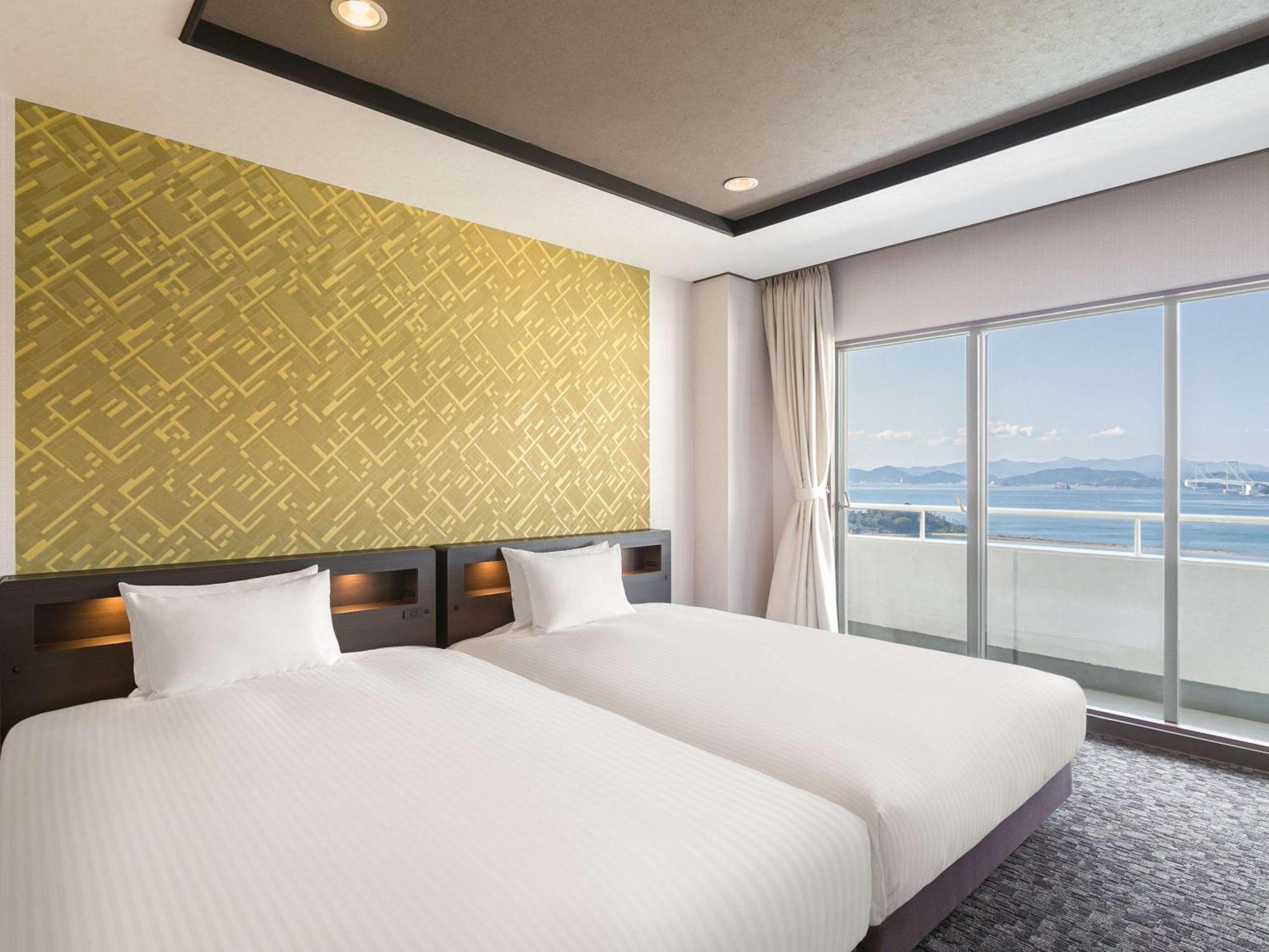 Grand Mercure Awaji Island Resort & Spa Minamiawaji Экстерьер фото