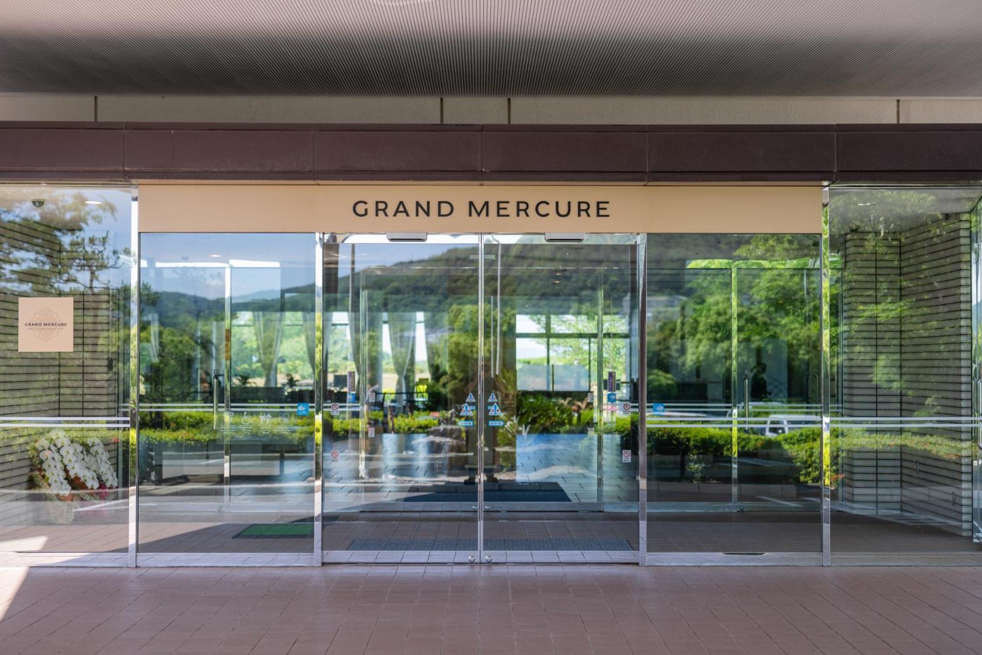 Grand Mercure Awaji Island Resort & Spa Minamiawaji Экстерьер фото